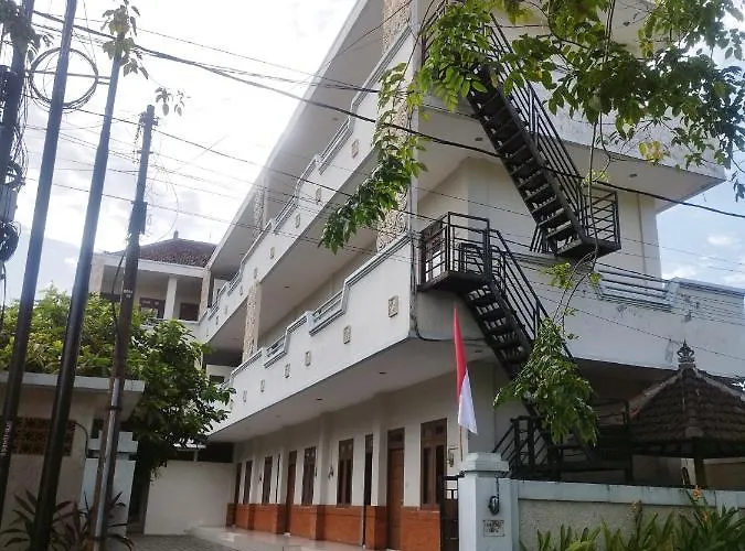 Adi Pelita Sari Bali Apartahotel 3*