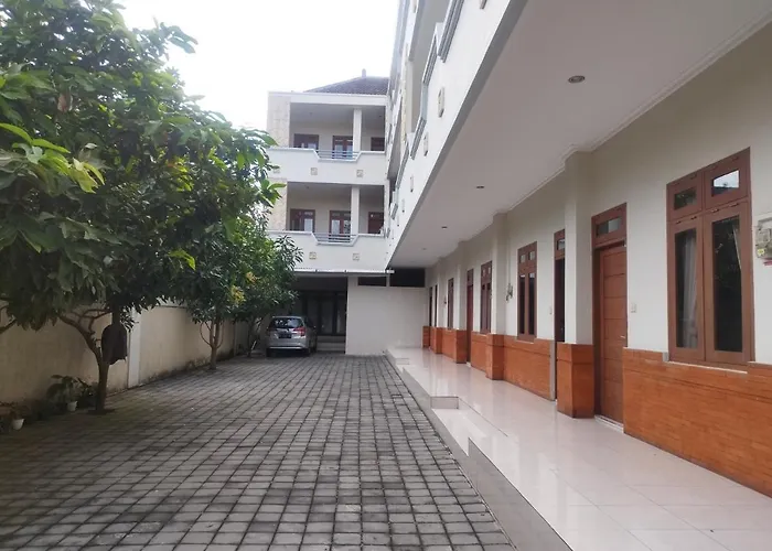 Adi Pelita Sari Bali 3* Denpasar