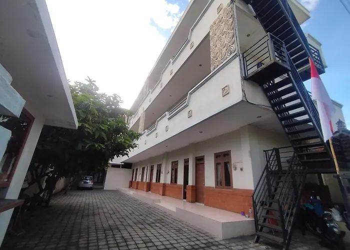 Adi Pelita Sari Bali Apartahotel 3*